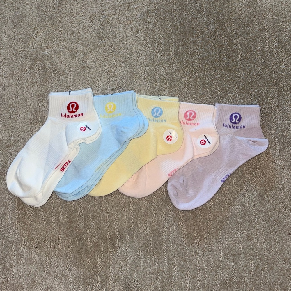 lululemon socks 5 pack